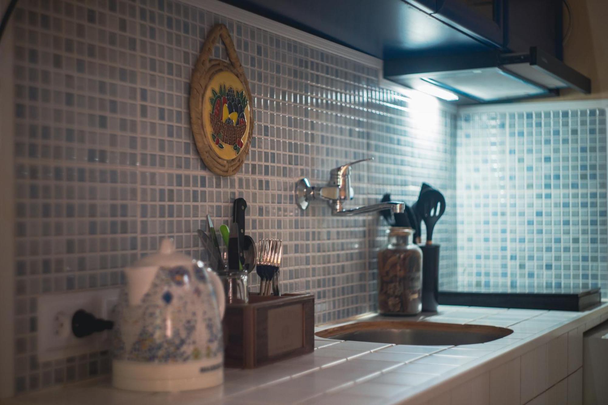 Noah Apartment Tbilisi ภายนอก รูปภาพ